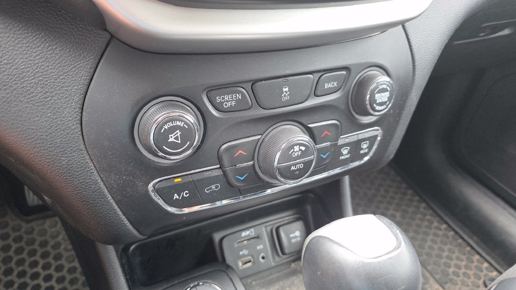 2014 Jeep Cherokee Trailhawk
