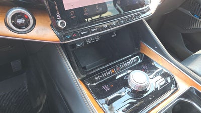 2024 Jeep Grand Wagoneer L Series III