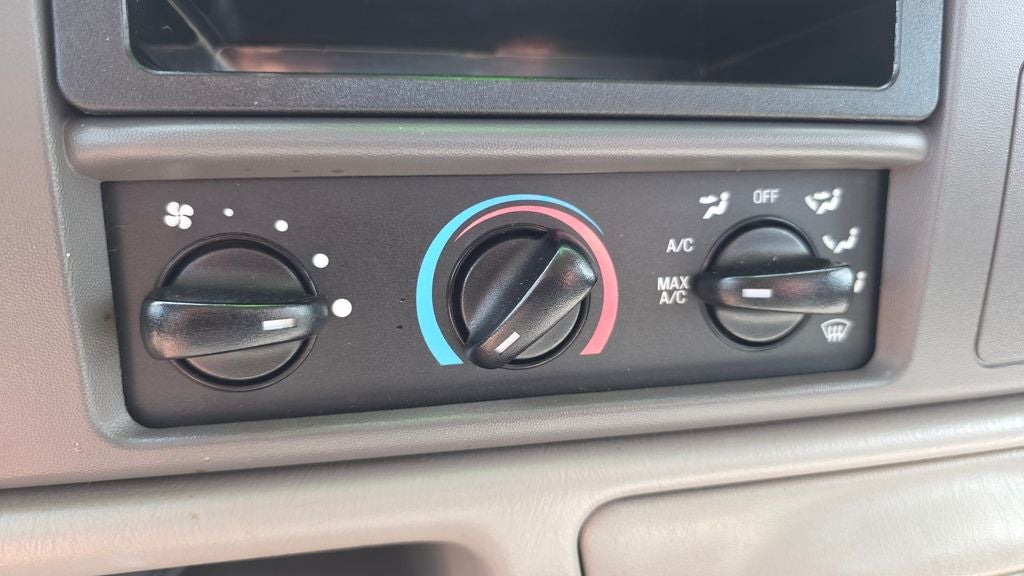 1999 Ford F-250SD XLT