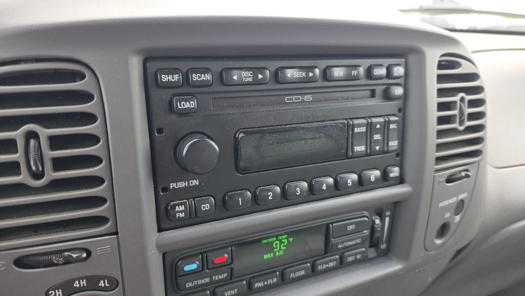 2003 Ford F-150 Lariat