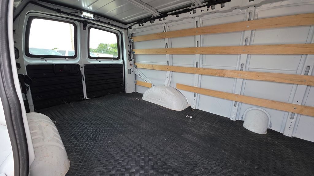 2024 Chevrolet Express 2500 Work Van Cargo
