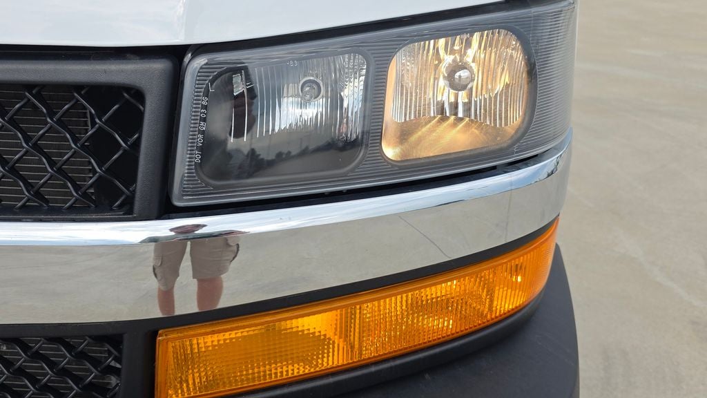 2024 Chevrolet Express 2500 Work Van Cargo
