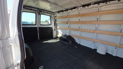 2024 Chevrolet Express 2500 Work Van Cargo