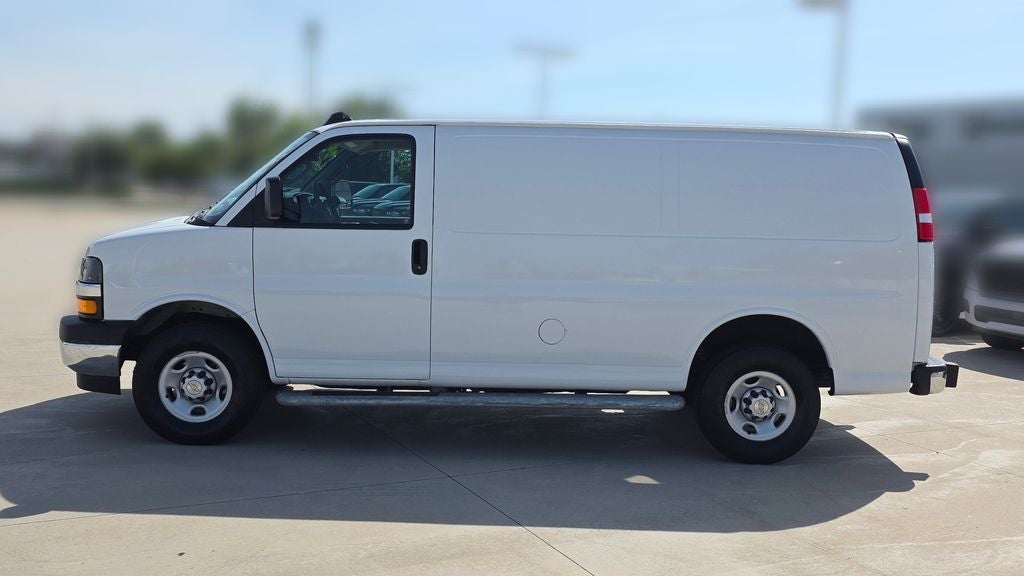2024 Chevrolet Express 2500 Work Van Cargo