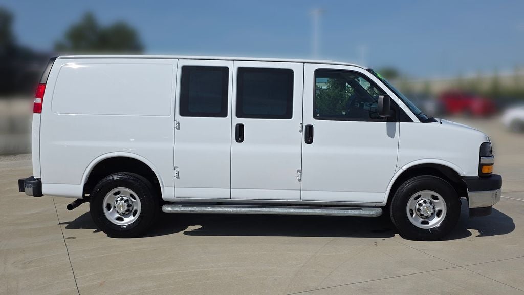 2024 Chevrolet Express 2500 Work Van Cargo