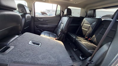 2022 GMC Acadia SLT