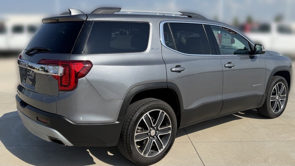 2022 GMC Acadia SLT