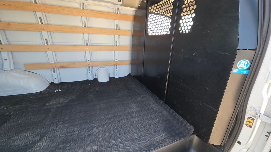2025 GMC Savana 2500 Work Van