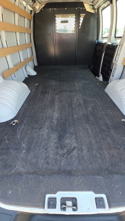 2025 GMC Savana 2500 Work Van