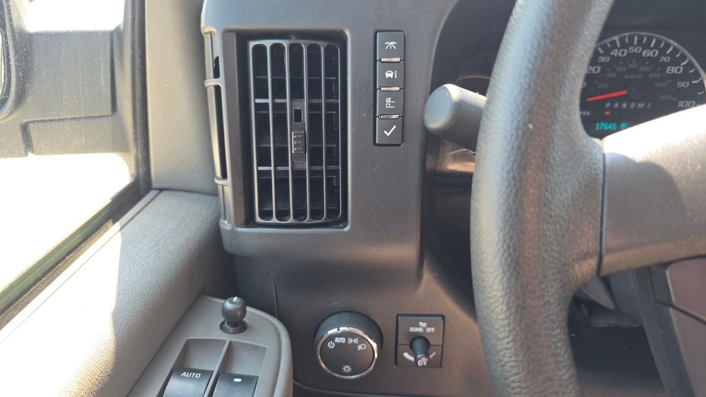2025 GMC Savana 2500 Work Van