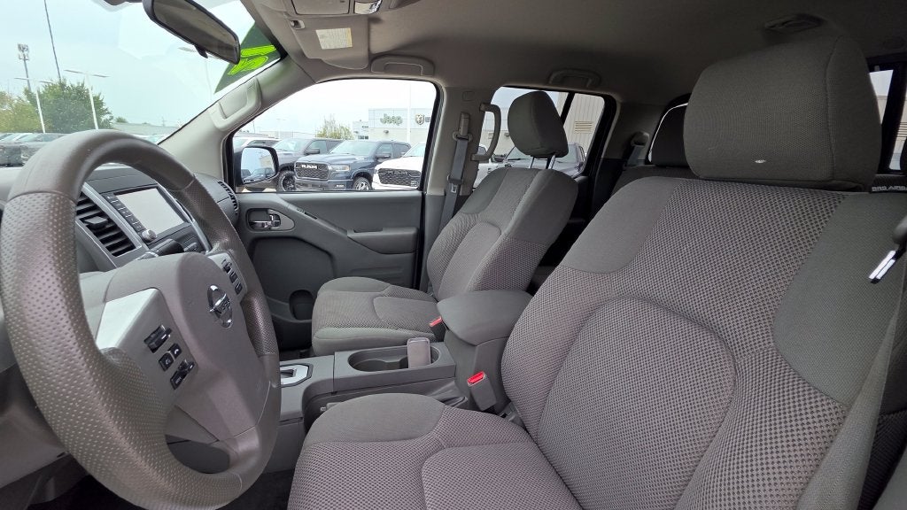 2021 Nissan Frontier SV