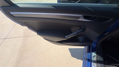 2016 Volkswagen Passat 1.8T R-Line
