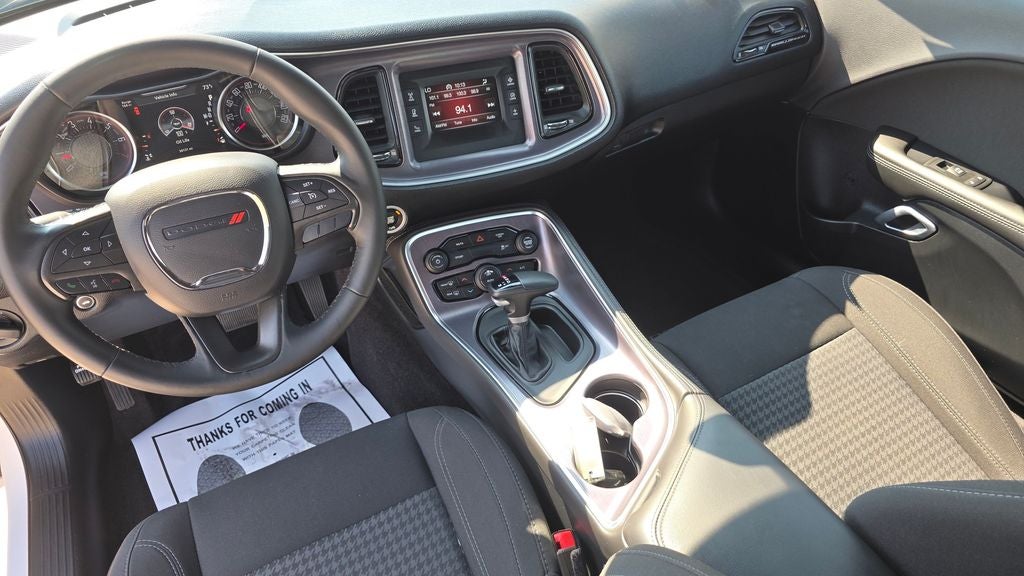 2017 Dodge Challenger SXT