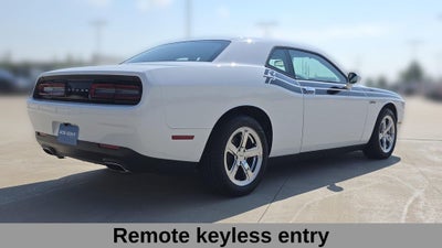 2017 Dodge Challenger SXT