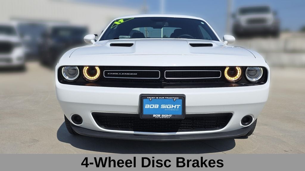 2017 Dodge Challenger SXT