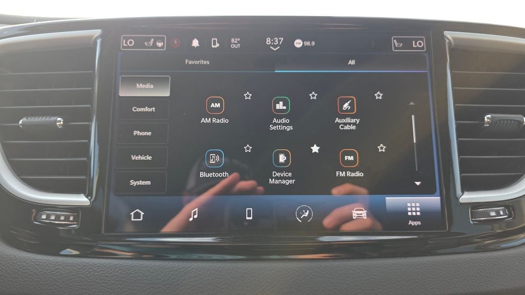 2024 Chrysler Pacifica Touring L