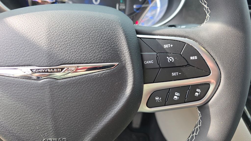 2022 Chrysler Pacifica Hybrid Touring L