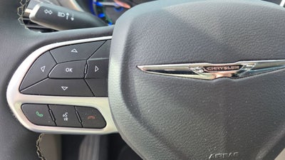 2022 Chrysler Pacifica Hybrid Touring L