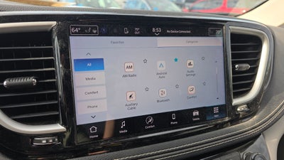 2022 Chrysler Pacifica Hybrid Touring L