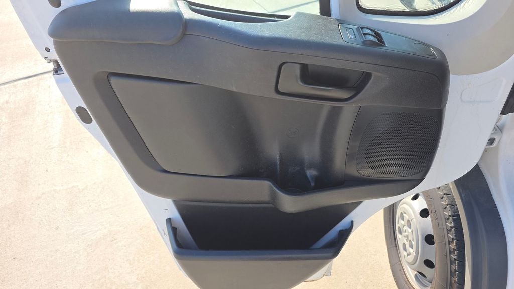 2014 RAM ProMaster 1500 Low Roof 136 WB