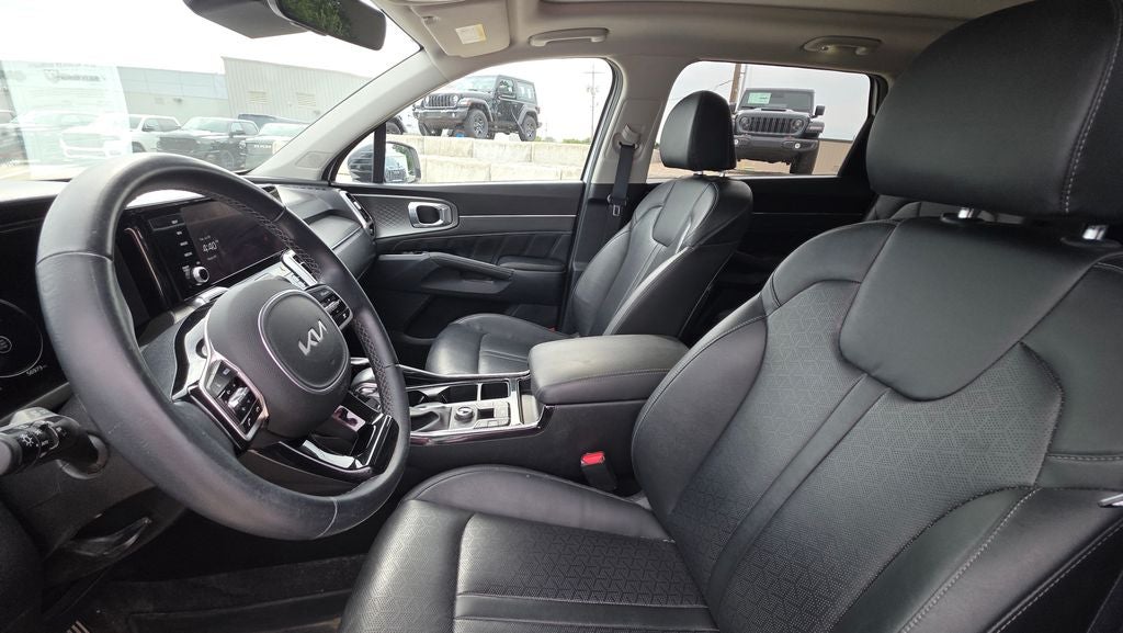 2023 Kia Sorento SX